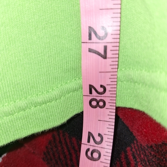 Vintage Champion Green Graphic T-Shirt in a men's size large. Pre-loved - Picture 5 of 6